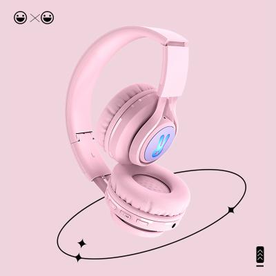 China Heavy Top Selling Foldable Amazon Pop Top Earphones Cute Basee Private Label for sale