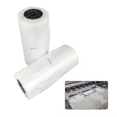 Cina 30cm x 100M DTF PET Film CMYK+W Film di trasferimento termico per abbigliamento in vendita