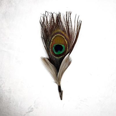 China Chic Feather Women Men HandmadePeacock Brooch Lapel Pin Hat Pin Shirt Suit Wedding Accessory for sale