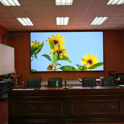 China HD 1/43Scan Indoor Advertising Led Display Screen SMD2121 High Refresh Rate for sale