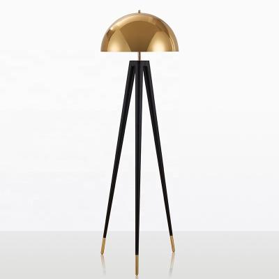 China Modern creative modern tripod floor lamp industrial vintage customized standing lights for hotel villa restaurant office living room for sale