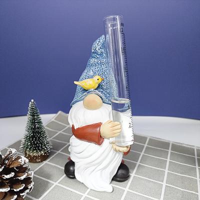 China Wholesale hand painted Europe resin dwarf sculpture rain gauge gnome garden statues for yard patio for sale