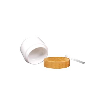 China 2020 new cosmetic fashion biodegradable lid pp jar bamboo plastic bamboo cream jar for sale