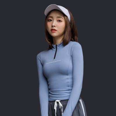 China Breathable In Half Running Zipper With Thumb Holes Sexy Slim Quick Dry Running Shirt Sleeve Workout T-Shirts Along for sale