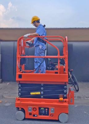 Chine Charge autopropulsée de 4m Mini Scissor Lift Platform 250kg à vendre