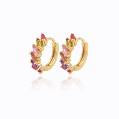 China Fashion Jewelry 2021 Trendy Ladies Earrings Zirconia Huggies Circle Earring for sale