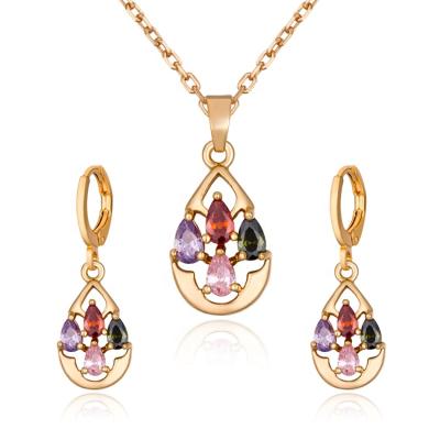 China Latest Trendy Designs Fashion Wedding 18k Gold Plated Jewelry Set Necklace Jewelry Set for sale