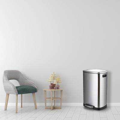 China Fingerprint Shield Stainless Steel Step Trash Can For Office for sale