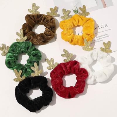 China 2021 Central Statistical Winter Christmas Hair Party Scrunchies Bulk Velvet Women Gift Party Christmas Hair Ties for sale