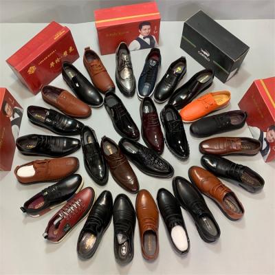 China Fashion trend used warm shoes factory wholesale winter leather shoes for men's waterproof snow boots for sale