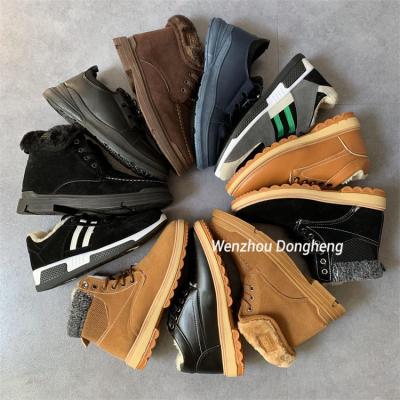 China MH881 Fashion Trend Unique High Top Anti-skid Winter Velvet Cotton Shoes Men's Shoes Store Warm Ankle Snow Winter Boots 2021 for sale