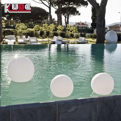 China Waterproof Waterproof LED Ball Lights for Pool Ball Outdoor PE Plastic Rechargeable Float Lights for sale