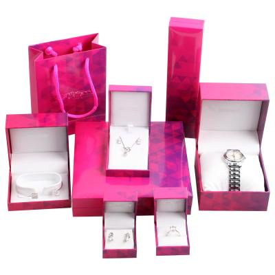 China Newest Custom Wholesale Diamond Gift Package Box Ring Recyclable Display Earring Bracelet Packaging Holder for sale