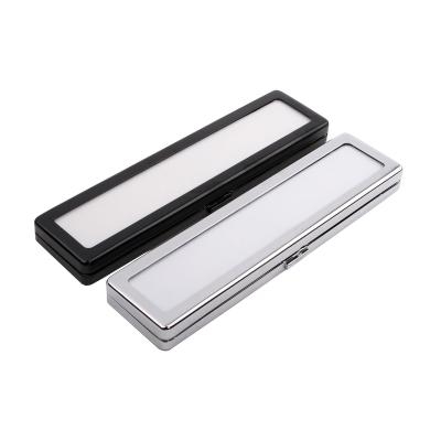 China GEMTRUE Metal Display Box Necklace Display Box Luxury Packaging Black And White Jewelry Boxes for sale