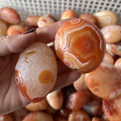 China China folk chakra agate healing crystals palm stones natural red fengshui stone palm agate for home decoration for sale