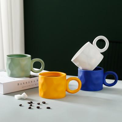 China Viable Blue Round Creative Nordic Style Nordic Style Coffee Cups Klein Cup Handle Breakfast Ceramic Milk Mug for sale