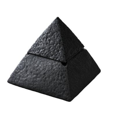 China Ceramic minimalist with lid pyramid type anti-fly ash ashtray personality trend living room office creative home decoration for sale