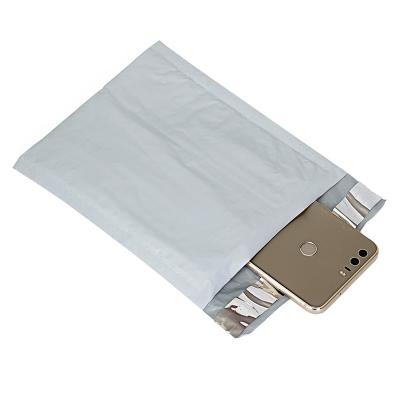 China Eco - Friendly Waterproof 290*360+40mm Clothes Packaging Resealable Poly Bag Messenger Bubble Mailer for sale