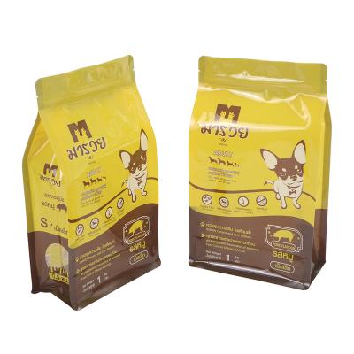 China Recyclable Custom Matte Zipper Pouch Aluminum Foil Pet Food Packaging 20kg Bottom Bags for sale