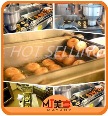 China Industrial Mini Donut Donut Machine For 500 PCS Per Hour Baked Donut Machine Used for sale