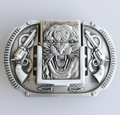 China Old Color 3D Metal Belt Buckle 40mm Silver Tiger Head Two Guns Western Belt Buckle Vintage , Custom Firestarter Belt Buckle for sale