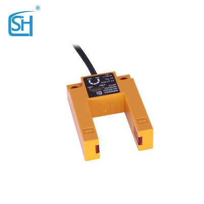 China Elevator Speed ​​and Position Control U Shaped Photoelectric Lift Leveling Floor Sensor Infrared Switch for sale