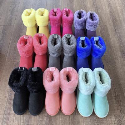 China Fashion Trend Winter Shape To Flat Bottom Leisure Fashionable Large Size Snow Shoes Low Tube Warm Snow Boots Shoes For Women for sale