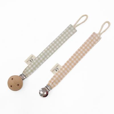 China Wholesale Customized 100% BPA Free Pacifier Staple Cotton Cloth Yarn Braided Staples Pacifier Wood Staple for sale