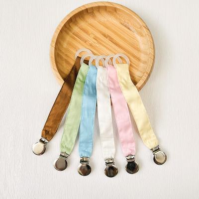 China 100% Wood Metal BPA Cotton Baby Cloth Pacifier Muselin Beech Chain Free Cotton Chew Hangable Baby Pacifier Clip for sale