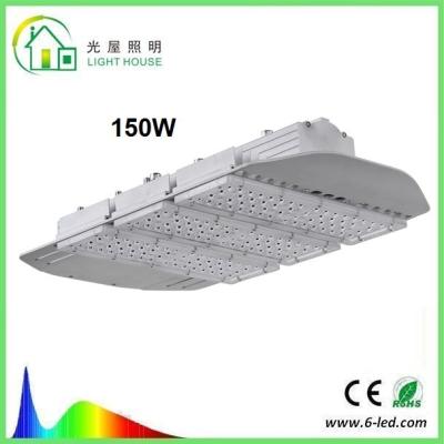 China luzes de rua postas solares do diodo emissor de luz de 130lm/W SMD3030 150 watts com 47~63 hertz Requency, 100-277VAC à venda