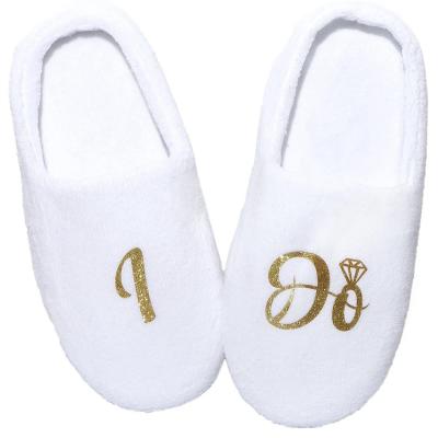 China Fashion Trend UG Fringe Custom wedding slippers Beach Slippers Non-slip Bottoming Summer Oem Logo wedding Flip Flops for sale