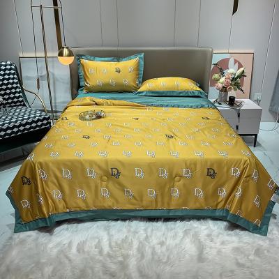 China 4 Pcs Summer Anti-static Custom Comforter Cool Summer Quilt Cover Washed Ice Silk Comforter for sale