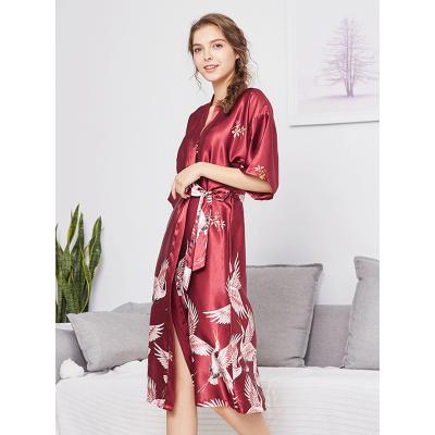 China High Quality Breathable Satin Sleepwear Chinese Elementse Long Silk Night Robe For Bridesmaid for sale