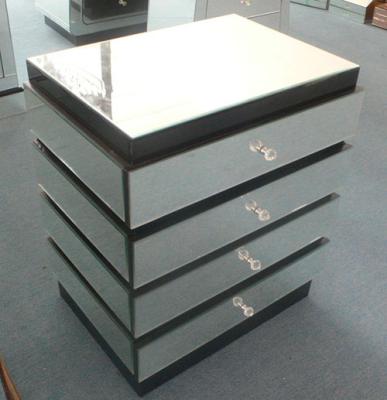 China Fancy Design Unique Hot Sale Mirror+MDF Mirror Finish Side Table Silver End Table for Home and Hotel for sale