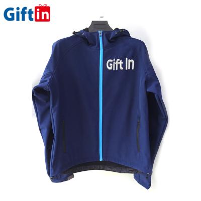 China Windrunner 2019 Durable Hooded Outdoor Polyester Softshell Waterproof Custom Sports Jacket Men's Jackets And Coats for sale