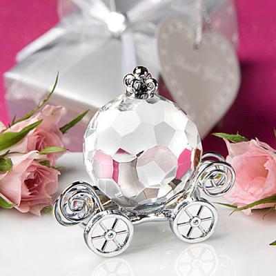 China Factory Made Europe Crystal Glass Pumpkin Carriage Wedding Gifts For Baby Shower Favor Gift for sale