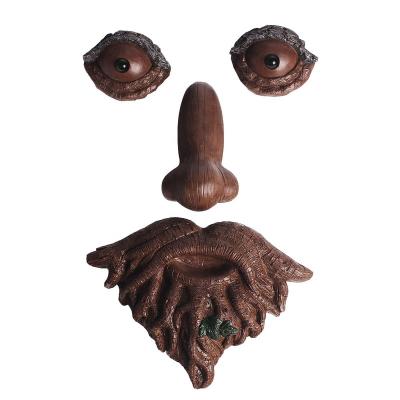 China Hot Sale Amazon Resin Old Man Green Leaf Beard Tree Face Hugger Yard Tree Decoration Bird Art Drivers From Europe for sale