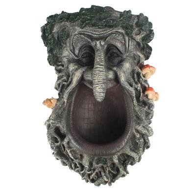 China Europe Bird Feeder Old Man Tree Face Sculpture, Whimsical Tree Hugger Staute - Suitable for Outdoor Yard Garden Decor for sale