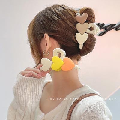 China European and American Style New Arrival Simple Design Summer Candy Color Transparent Matte Plastic Hair Claw Cute Heart Shape Hairpins for Women Girls for sale