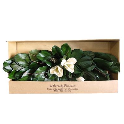 China Decorative Wreath Natural Preserved Magnolia Wreath for sale