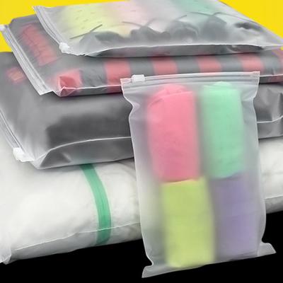 China Hot Selling Custom Zipper Recyclable Frosted Plastic Bag Packaging For Clothes for sale