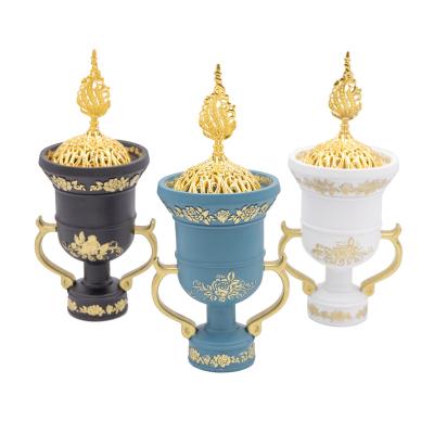 China Arabian  incense 2023 New Exquisite Desktop Decoration Middle East Incense Burner Portable Home Incense Burner for sale