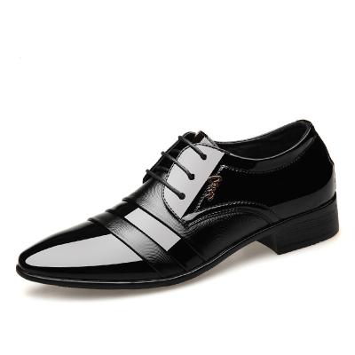 China Pointed Toe Wedding Shoes British Fashion Lace Up Massage Men Dress Party Black Shoes Business Oxfords Flat Shoes for sale