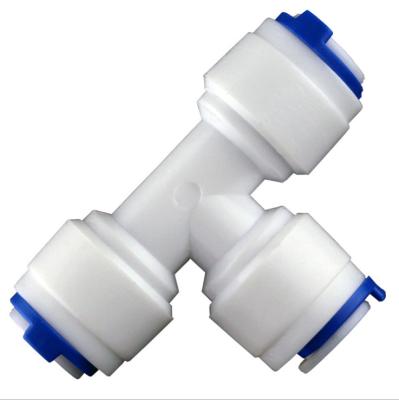 China Household RO System Plastic Quick Plug Hose Pipe Connector, Locking Clip 1/4