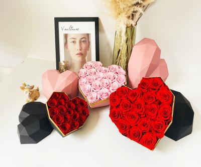 China SumFlora Amazon Luxury Hot Sale Gift Box Preserved Roses In Diamond Gift Box For Valentine's Day for sale