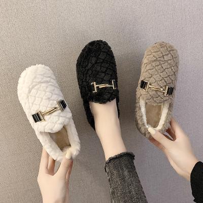 China Fashion Trend Plush Cotton Wool Flat Bottom Thickened Bean Stem Women's Lazy Home Warm Shoes for sale