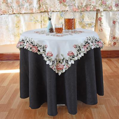 China LufuTop artificial embroidery selling polyester cavity embroidered luxury table runner tablecloth table runner for embroidery for sale