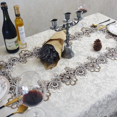 China Hot waterproof lace tablecloth with romantic date tablecloth rectangle tablecloth high quality embroidered lace tablecloth for sale