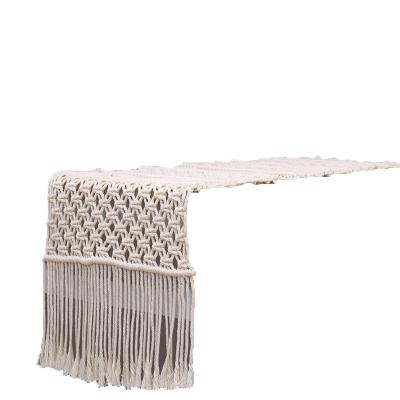 China Natural Eco Lufu Wedding Cotton Lace Table Runners Table Runner Set Morocco Decoration Macrame Hollow Handwoven Table Runner for sale