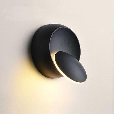 China Modern Black White Body For Bedroom Living Room 90-260V Wall Light Indoor Rotatable Led Wall Lamp Metal Plated 5W Led Sconce Wall Lamps for sale